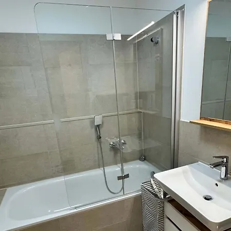 Goldenkey-suites - Luxury 'augsburger Dom' - New Spacious In The Heart Of - At Town Hall Square * اوغسبورغ