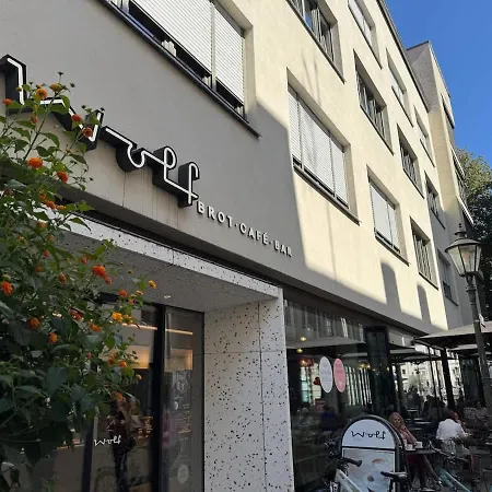 New Spacious Luxury At Rathaushausplatz *