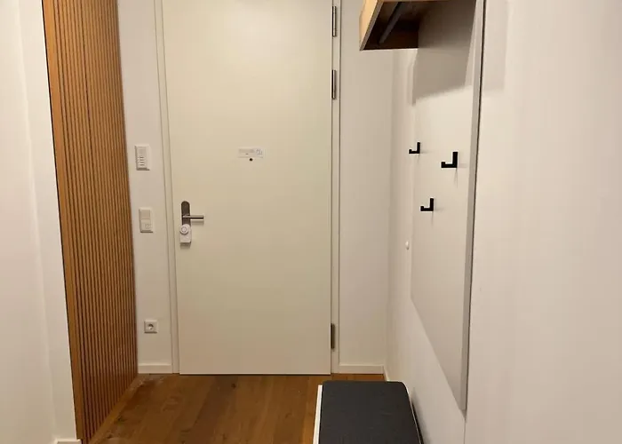 Διαμέρισμα New Spacious Luxury At Rathaushausplatz *