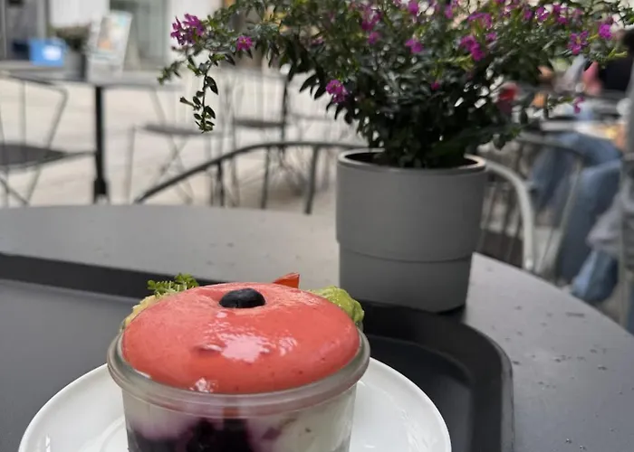 New Spacious Luxury At Rathaushausplatz