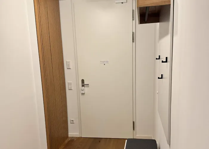 Διαμέρισμα New Spacious Luxury At Rathaushausplatz